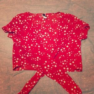 Red and white star crop top
